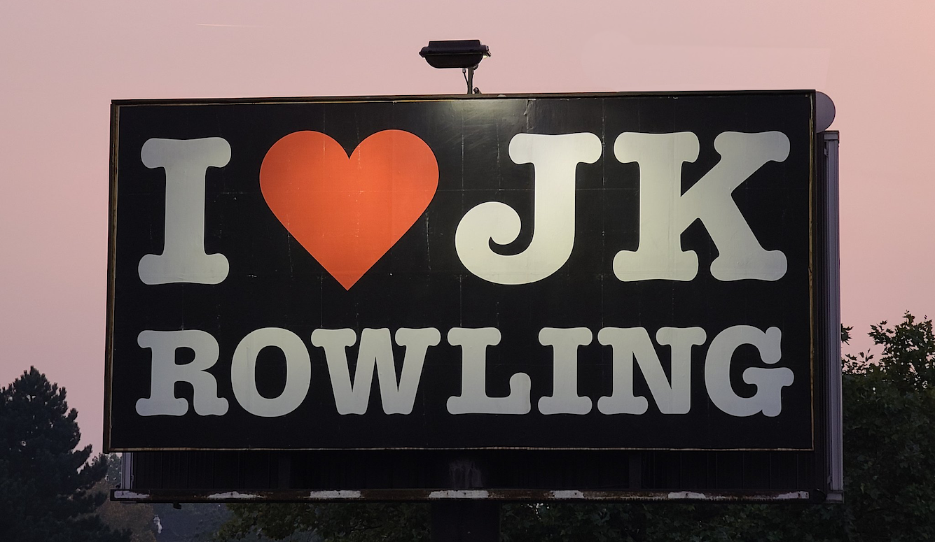 Billboard with the text "I HEART JK ROWLING"