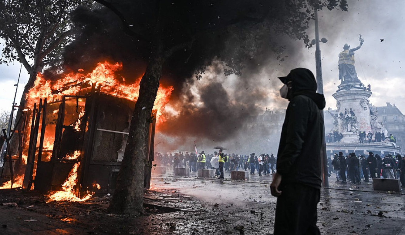 France’s Imaginary Austerity